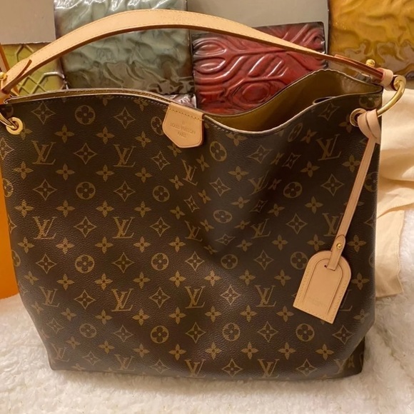 Louis Vuitton Handbags - Louis Vuitton GRACEFUL MM Monogram